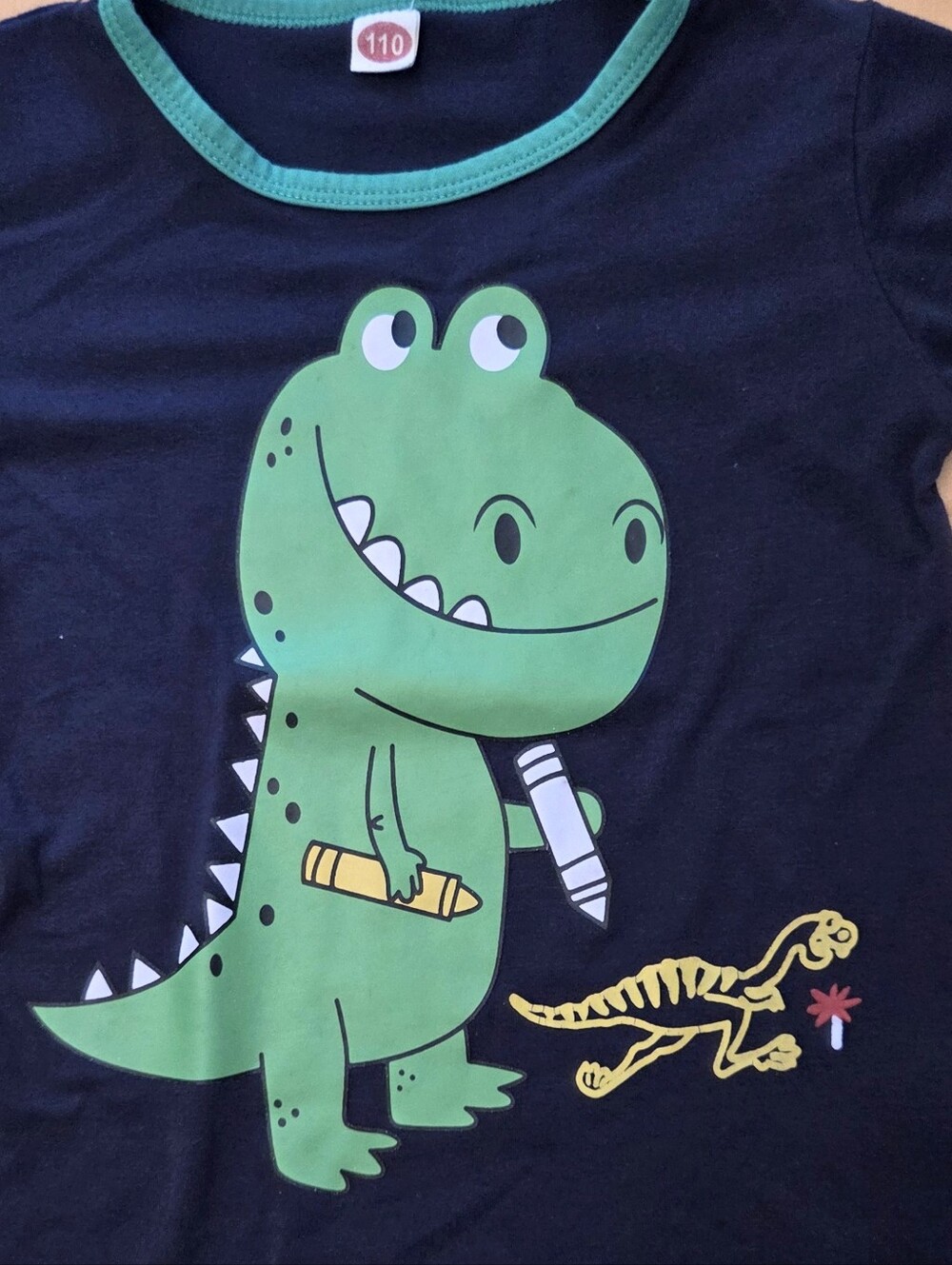 Big cartoon DINOUSAUR Boy Sz 5 Short Sleeve Tee Shirt Cottn Poly Blend